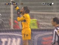 Bucci dopo il
                  rigore sbagliato da Del Piero